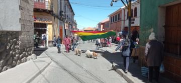 Bloqueos en Potosí en la primera jornada de paro cívico.