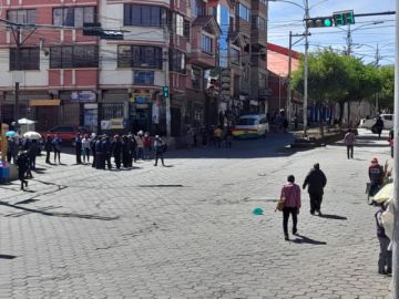 Bloqueos en Potosí en la primera jornada de paro cívico.