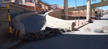 Bloqueos en Potosí en la primera jornada de paro cívico.