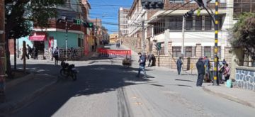 Bloqueos en Potosí en la primera jornada de paro cívico.