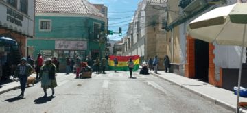 Bloqueos en Potosí en la primera jornada de paro cívico.