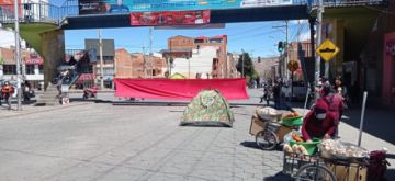 Panorama del paro cívico en la ciudad de Potosí.