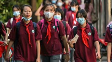 China promulga una ley para reducir las tareas escolares
