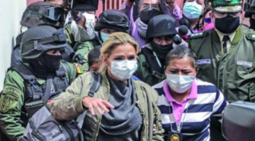 Ribera: Una audiencia definirá el miércoles si Jeanine Áñez será juzgada por un juez común