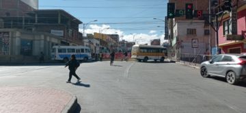 El bloqueo de calles comenzó desde muy temprano.