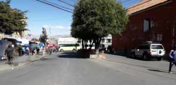 El bloqueo de calles comenzó desde muy temprano.