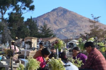 Visita a los cementerios.