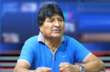 Evo Morales espera que la Asamblea apruebe ley para que se construyan caminos con cemento rígido