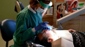 Sin acceso a la salud dental, millones de estadounidenses viven con dolor de muelas