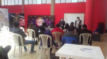 Se reunieron con una treintena de representantes de ópticas en el municipio.