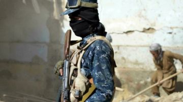 Los talibanes atacan a la rama local del Estado Islámico en el sur de Afganistán