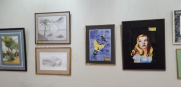 Los cuadros y maquetas fueron trabajados por los escolares a los largo del año.