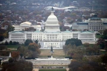 Congreso de EEUU evita parálisis del gobierno un día antes de la fecha límite