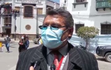 Indagan si colegio particular ya tuvo acto de promoción