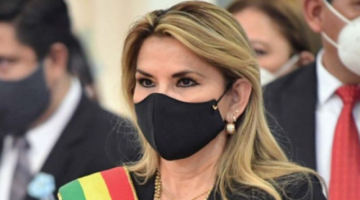 Áñez buscará detención domiciliaria en proceso por sedición, conspiración y terrorismo