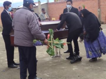 Con el asesinato de Viviana, Bolivia tiene al menos 99 huérfanos por feminicidio