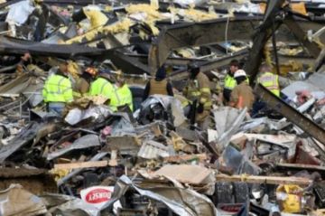 Mayfield, un pueblo arrasado por un tornado: "Es como si hubiera estallado una bomba"