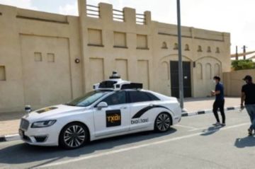 Emiratos empieza a probar los 'robotaxis'
