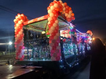 Potosí vivió la entrada navideña y recibió al Tren de la Navidad