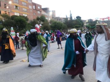 Potosí vivió la entrada navideña y recibió al Tren de la Navidad