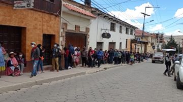 Sedes destaca incremento por el interés en vacunarse, aunque sea solo por el carné