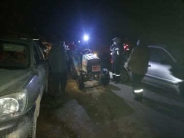 Los bomberos trabajaron hasta la madrugada.