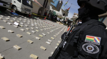 Oposición cuestiona "permisividad" del Gobierno frente a hechos de narcotráfico