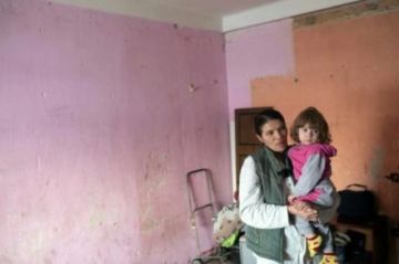 Abrigos y mochilas preparados para huir, el este de Ucrania se prepara por posible ataque ruso