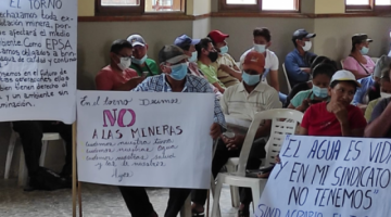 "No a las mineras", pobladores de El Torno mantienen su protesta contra la explotación en su región