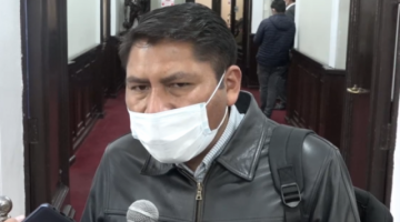 Diputado del MAS sobre invasión rusa a Ucrania: No podemos confirmar porque no vivimos ahí