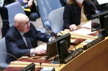 EEUU expulsa a doce miembros de la misión diplomática rusa en la ONU por "espionaje"