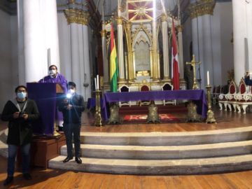 Los restos de los héroes fueron trasladados desde el cementerio potosino.