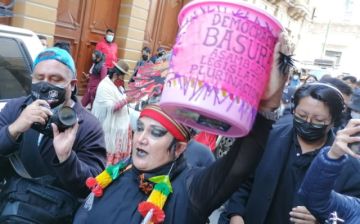 María Galindo rompe su postulación a Defensora del Pueblo
