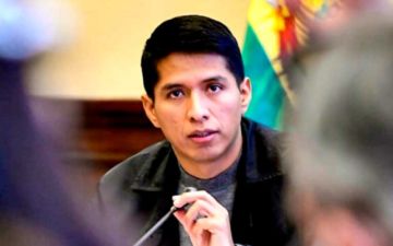 Presidente del Senado dice que no está en planes legalizar autos ‘chutos’
