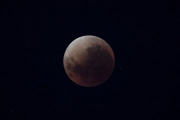 Así se vio la luna desde diferentes lugares del continente.