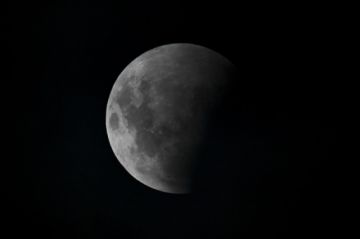 Así se vio la luna desde diferentes lugares del continente.