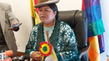 Senadora del MAS acusa de "resentidos políticos" a quienes hablan de machismo como Ponce