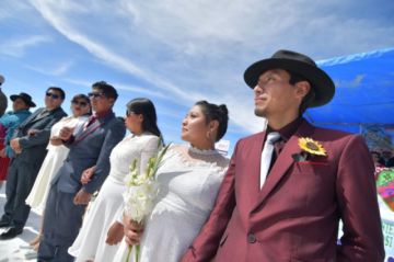 De las 34 parejas, 20 son de la región potosina y 14 son del interior del país, de varias ciudades.