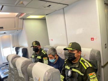 Con rumbo a Santa Cruz.