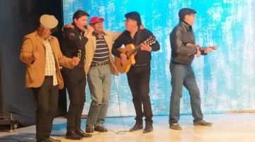 El Sambo Salvito, La sanguchera de la esquina, Maridos exprimidos y El cumpleaños del Warjata fueron las obras que presentó en el teatro potosino.