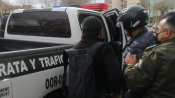 Policía abre proceso disciplinario a capitán involucrado en el robo de autos en Chile