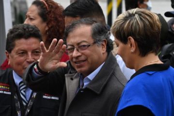 Petro festeja “la primera victoria popular” en Colombia