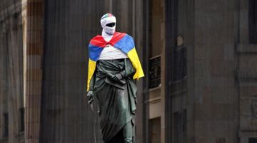 Una Colombia dividida empieza la transición a su primer gobierno de izquierda