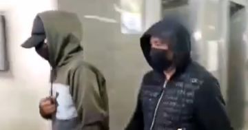Juez dispone detención preventiva para dos policías implicados en cobro irregular al colombiano Tibaduiza