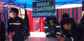 Estudiantes de los colegios con bachillerato técnico participaron de la Feria Bolivia Produce, como parte de las fases distritales 