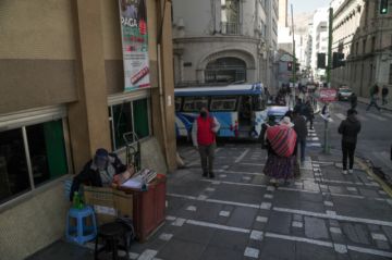 La esquina de las calles Colón y Mercado, en La Paz.