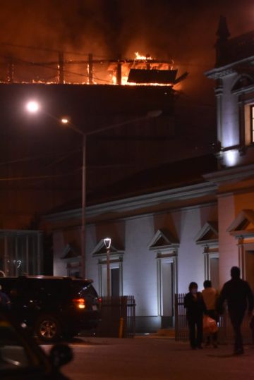 Incendio en los galpones de la empresa VITA. FOTO Daniel MIRANDA