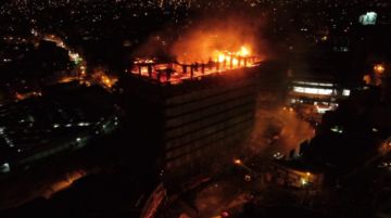Incendio en los galpones de la empresa VITA. FOTO Daniel MIRANDA