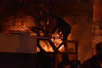 Incendio en los galpones de la empresa VITA. FOTO Daniel MIRANDA