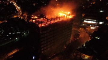 Incendio en los galpones de la empresa VITA. FOTO Daniel MIRANDA